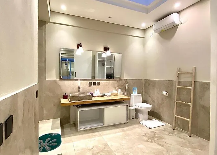 Villa Salty Seminyak (Bali)